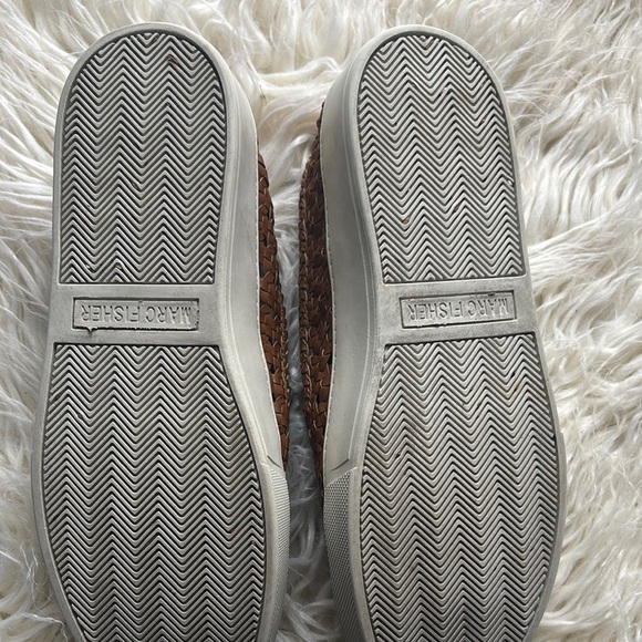 MARC FISHER - Picture 5 of 5